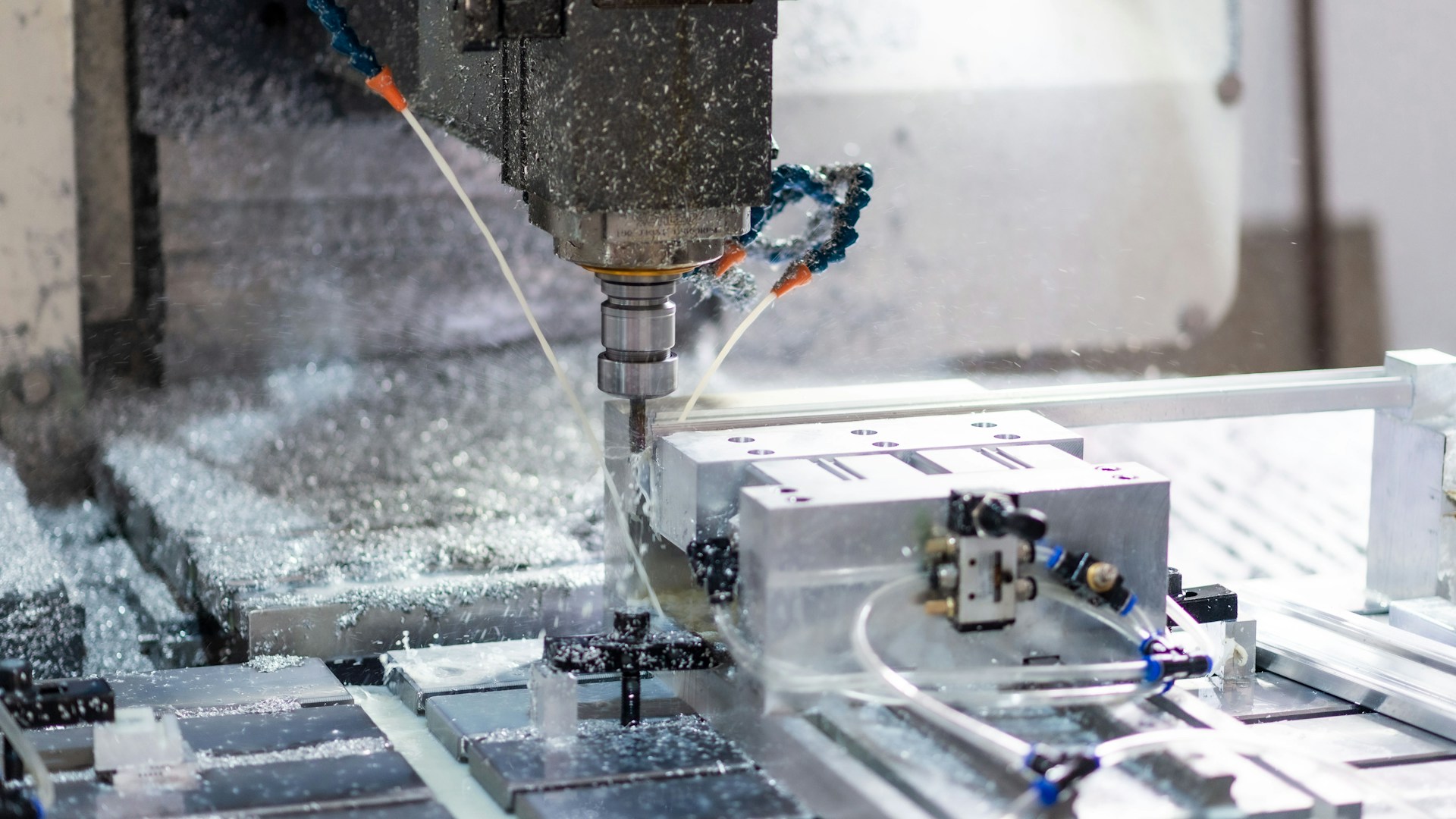 Extrusion die failure in UAE - precision tooling and machining